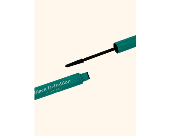 Máscara Black Definition – Cuidado y Belleza Natural para tus Ojos y P Máscara Black Definition – Cuidado y Belleza Natural para tus Ojos y P